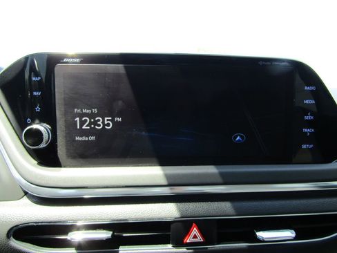 Used 2022 Hyundai Sonata Limited FWD image 32