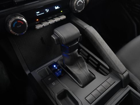 Used 2024 Toyota Tacoma SR RWD image 23