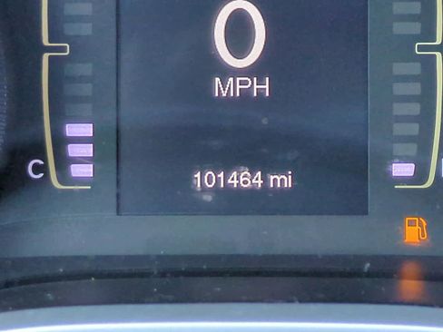 Used 2017 Jeep Cherokee Latitude w/ Safety/Convenience Group FWD image 24