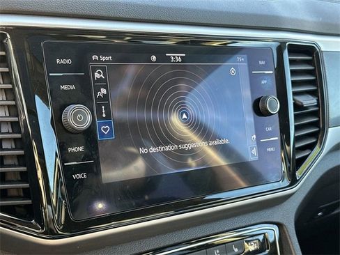 Used 2022 Volkswagen Atlas SEL Premium image 13