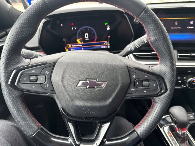 Used 2025 Chevrolet Trax RS w/ Driver Confidence Package FWD image 9