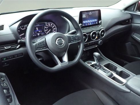 Used 2023 Nissan Sentra SV image 30