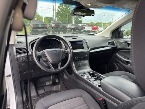 Used 2020 Ford Edge SE AWD/4WD image 18