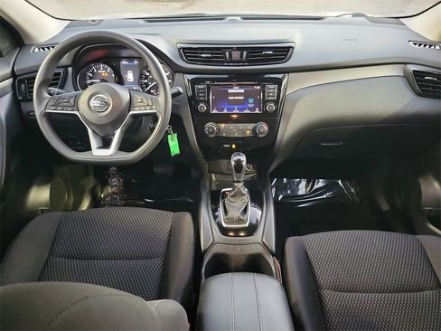 Certified 2022 Nissan Rogue Sport S image 9