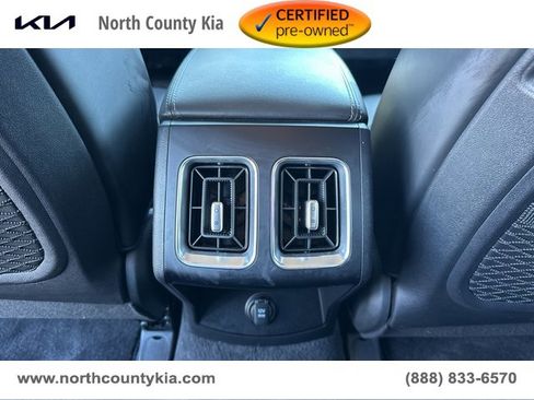 Certified 2025 Kia Sorento S image 22