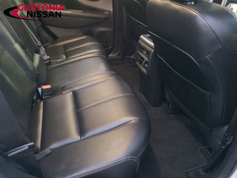 Used 2024 Nissan Murano SV w/ SV Midnight Edition Package image 52