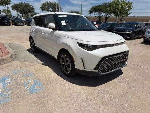 Certified 2024 Kia Soul EX FWD image 4