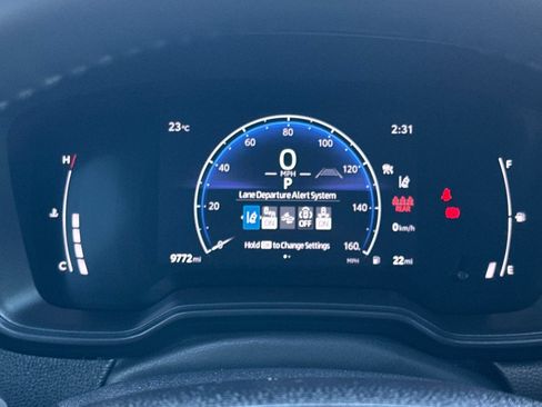 Used 2026 Toyota Corolla Cross LE FWD image 23