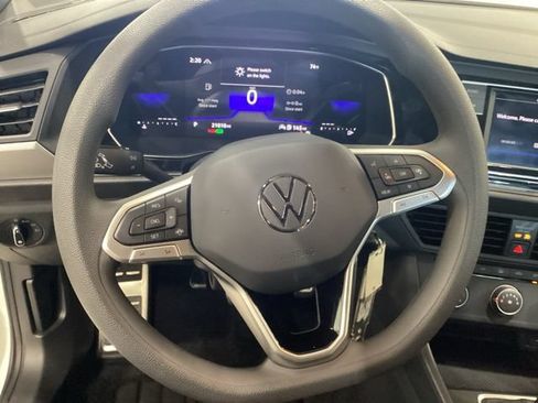 Used 2023 Volkswagen Jetta Sport FWD image 7