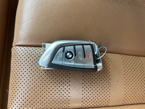 Used 2019 BMW X5 xDrive40i w/ Convenience Package AWD/4WD image 35