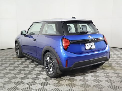 Used 2025 MINI Cooper S image 7
