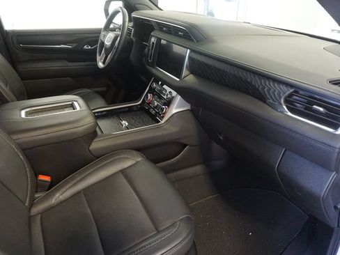 Used 2024 GMC Yukon Denali AWD/4WD image 26
