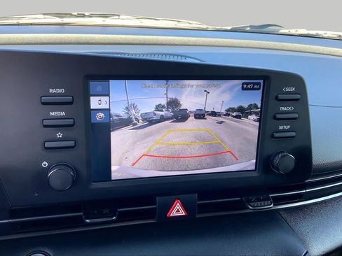 Used 2025 Hyundai Elantra Sport FWD image 22