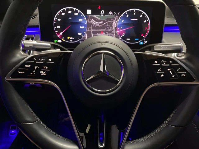 Used 2023 Mercedes-Benz S 500 4MATIC w/ AMG Line image 44