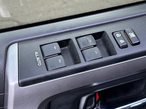 Used 2021 Toyota 4Runner SR5 image 13