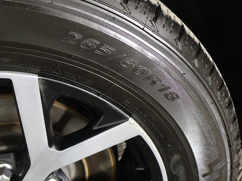 Used 2024 Jeep Grand Cherokee L Limited w/ Luxury Tech Group II image 26