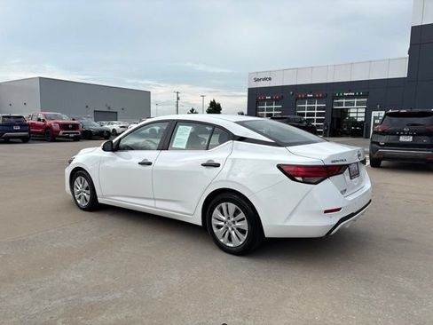 Used 2025 Nissan Sentra S FWD image 4