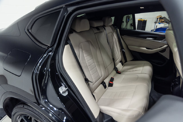 Certified 2023 BMW X4 xDrive30i w/ M Sport Package AWD/4WD image 23