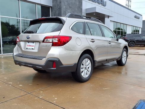 Used 2019 Subaru Outback 2.5i AWD/4WD image 24