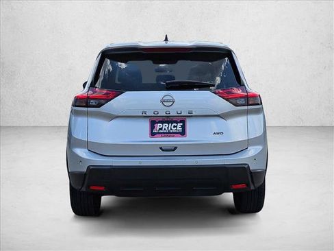 Used 2024 Nissan Rogue S AWD/4WD image 6