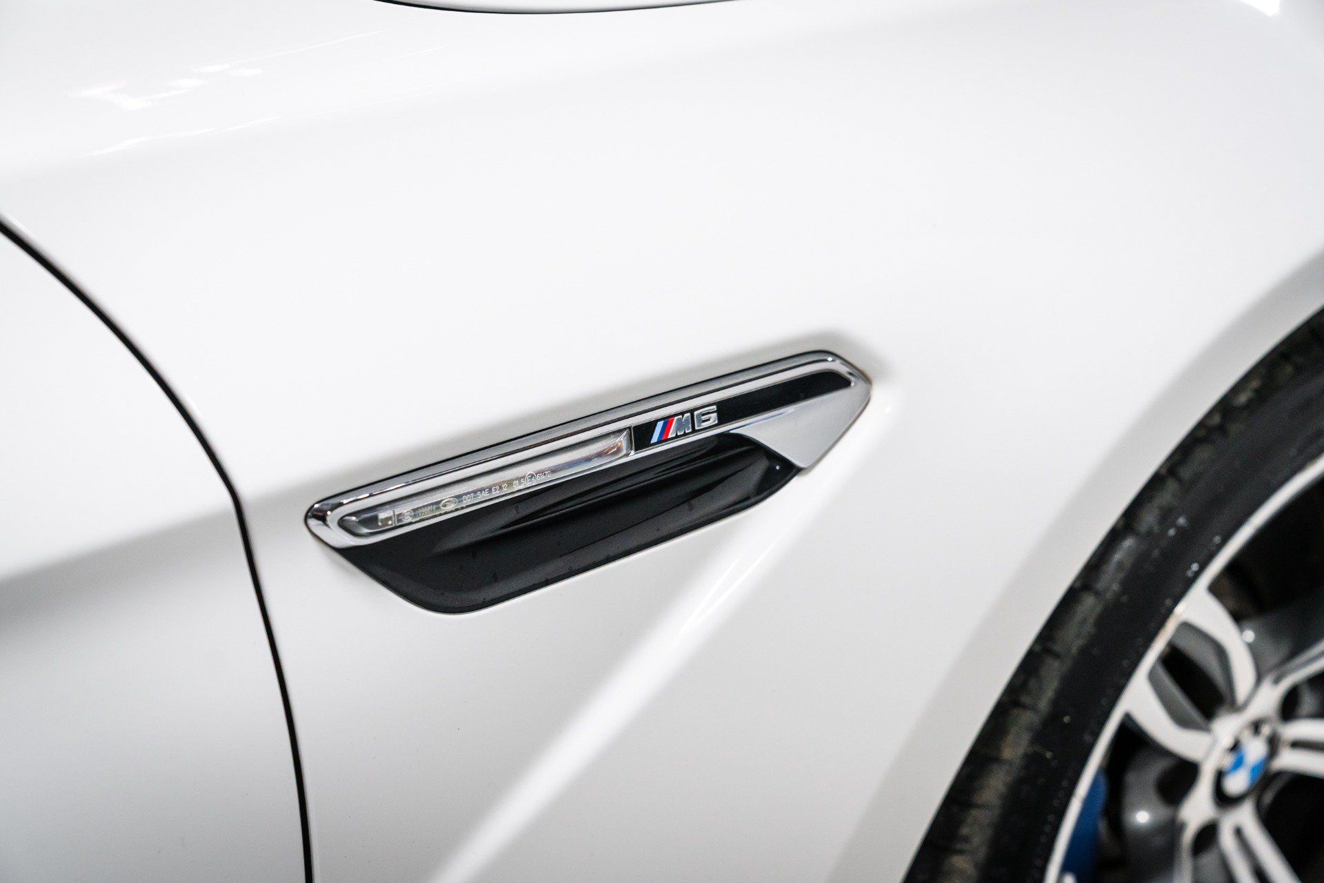 Used 2013 BMW M6 Convertible RWD image 14