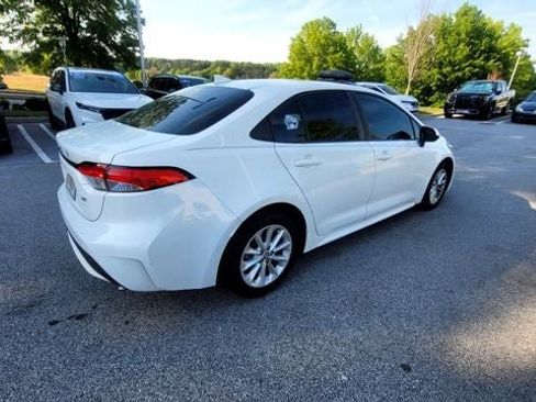 Used 2020 Toyota Corolla LE w/ LE Convenience Package image 9