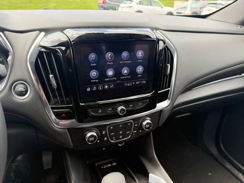 Used 2023 Chevrolet Traverse LT AWD/4WD image 11