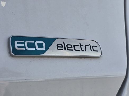 Used 2022 Kia Niro EX w/ Cold Weather Package image 28