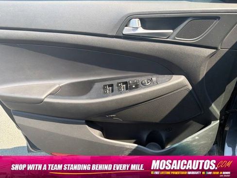 Used 2020 Hyundai Tucson Ultimate w/ Cargo Package AWD/4WD image 9