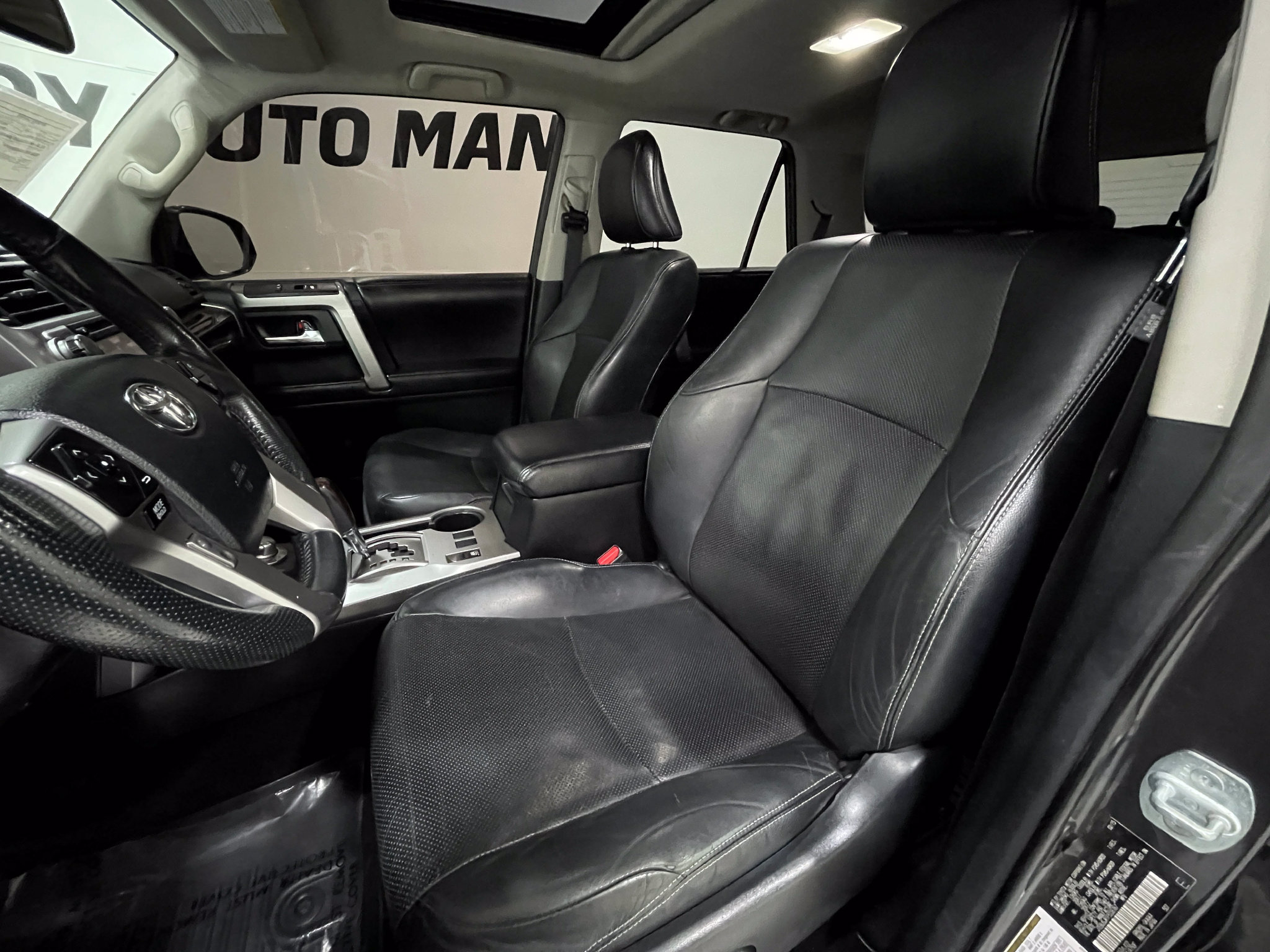 Used 2015 Toyota 4Runner Limited AWD/4WD image 13