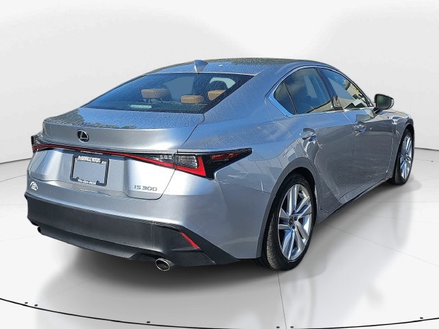 Used 2024 Lexus IS 300 w/ Comfort Package RWD image 3