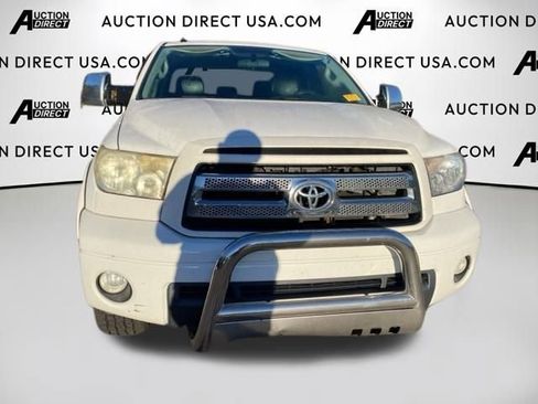 Used 2010 Toyota Tundra 4x4 CrewMax image 12
