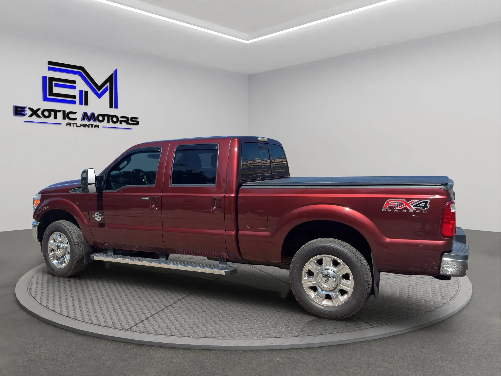 Used 2016 Ford F250 Lariat w/ Lariat Ultimate Package AWD/4WD image 3