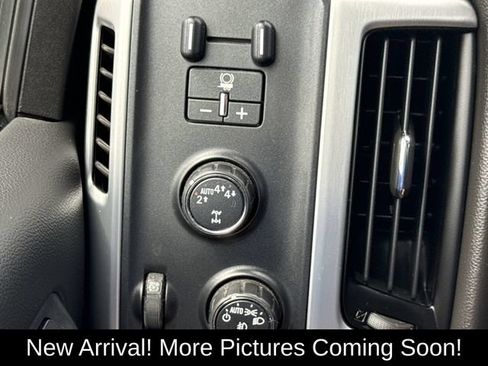 Used 2017 GMC Sierra 1500 SLT w/ SLT Premium Package AWD/4WD image 16