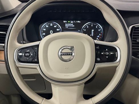 Used 2022 Volvo XC90 T6 Momentum w/ Advanced Package AWD/4WD image 16