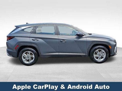 Used 2025 Hyundai Tucson SE image 9