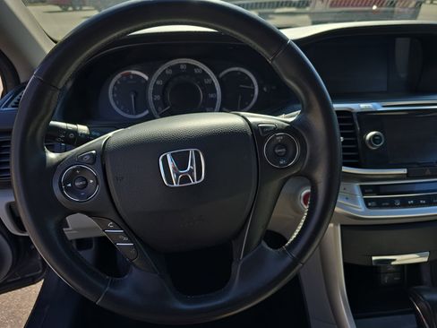 Used 2015 Honda Accord EX-L image 16