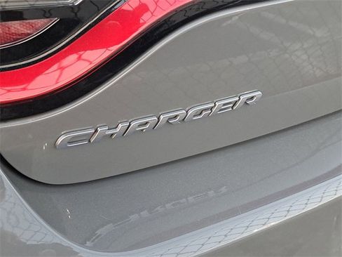 Used 2018 Dodge Charger SXT Plus w/ Quick Order Package 29J image 4