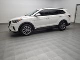 Used 2017 Hyundai Santa Fe SE image 2