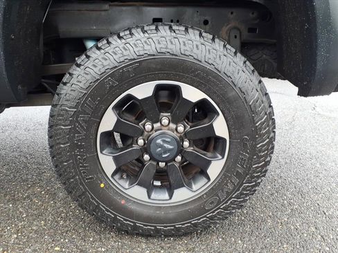 Used 2018 RAM 2500 Power Wagon w/ Leather & Luxury Group image 16