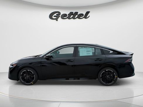 Certified 2026 Nissan Sentra SR w/ SR Premium Package FWD image 8