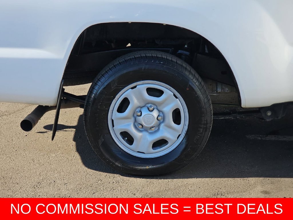 Used 2015 Toyota Tacoma 2WD Access Cab image 36