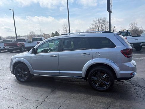 Used 2018 Dodge Journey Crossroad w/ Nav & Sun Group AWD/4WD image 9