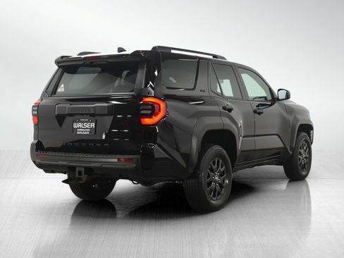 Used 2025 Toyota 4Runner SR5 image 5