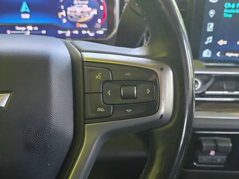 Used 2024 Chevrolet Silverado 2500 LT AWD/4WD image 18