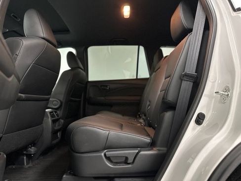 Used 2023 Honda Passport EX-L image 19