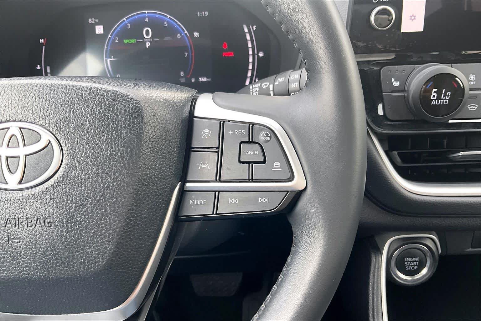 Used 2026 Toyota Grand Highlander AWD image 23