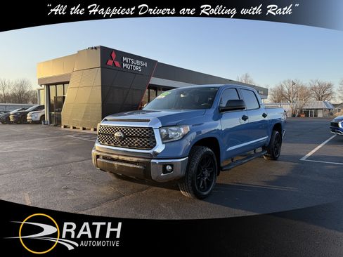Used 2020 Toyota Tundra SR5 w/ SR5 Upgrade Package image 4