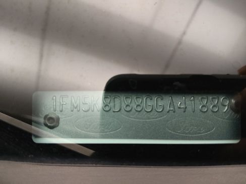 Used 2016 Ford Explorer XLT image 33