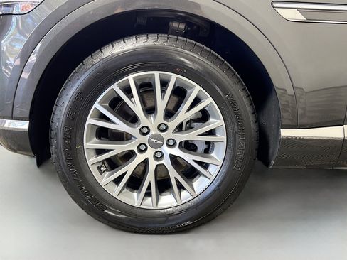 Used 2024 Genesis GV80 2.5T image 14